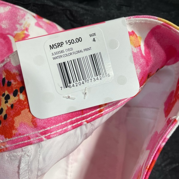 NWT Women's Isaac Mizrahi Water Color Shorts - Picture 5 of 7